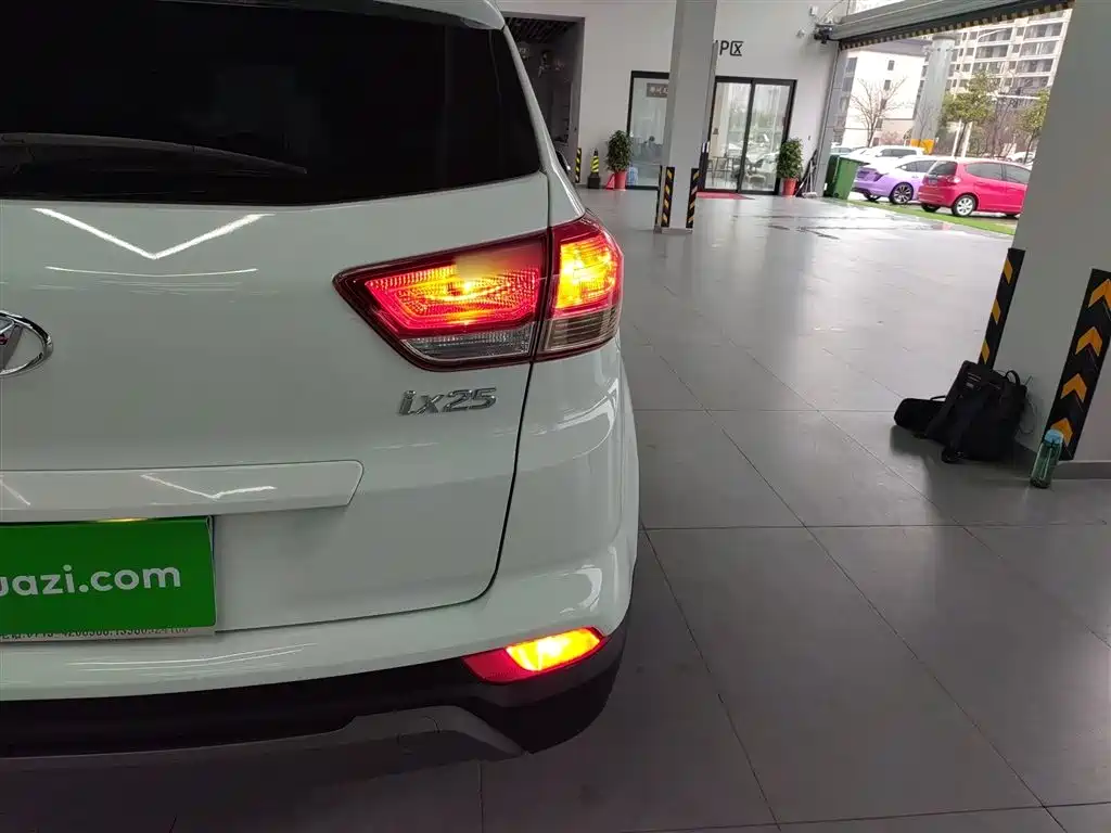 Hyundai Beijing Hyundai ix25 2017 1.6L Automatic Smart Edition фото 8