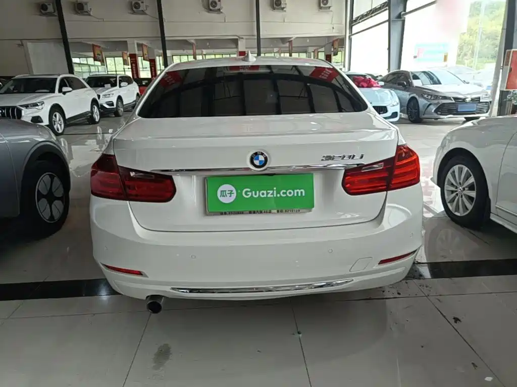 Фото 6 - BMW 3 Series