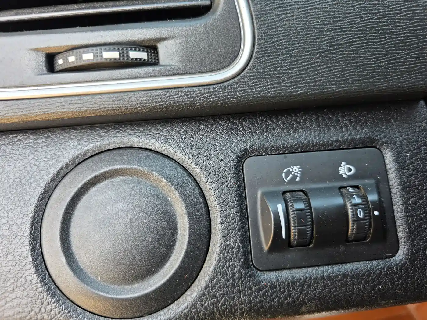 SAIC Maxus Maxus G10 2021 2.0T Manual Elite Edition Diesel 7-Seater фото 27