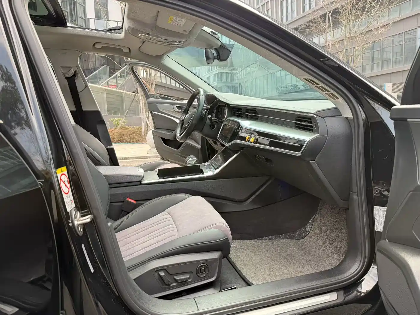 Audi A6L 2019 40 TFSI Luxury Elegance фото 6