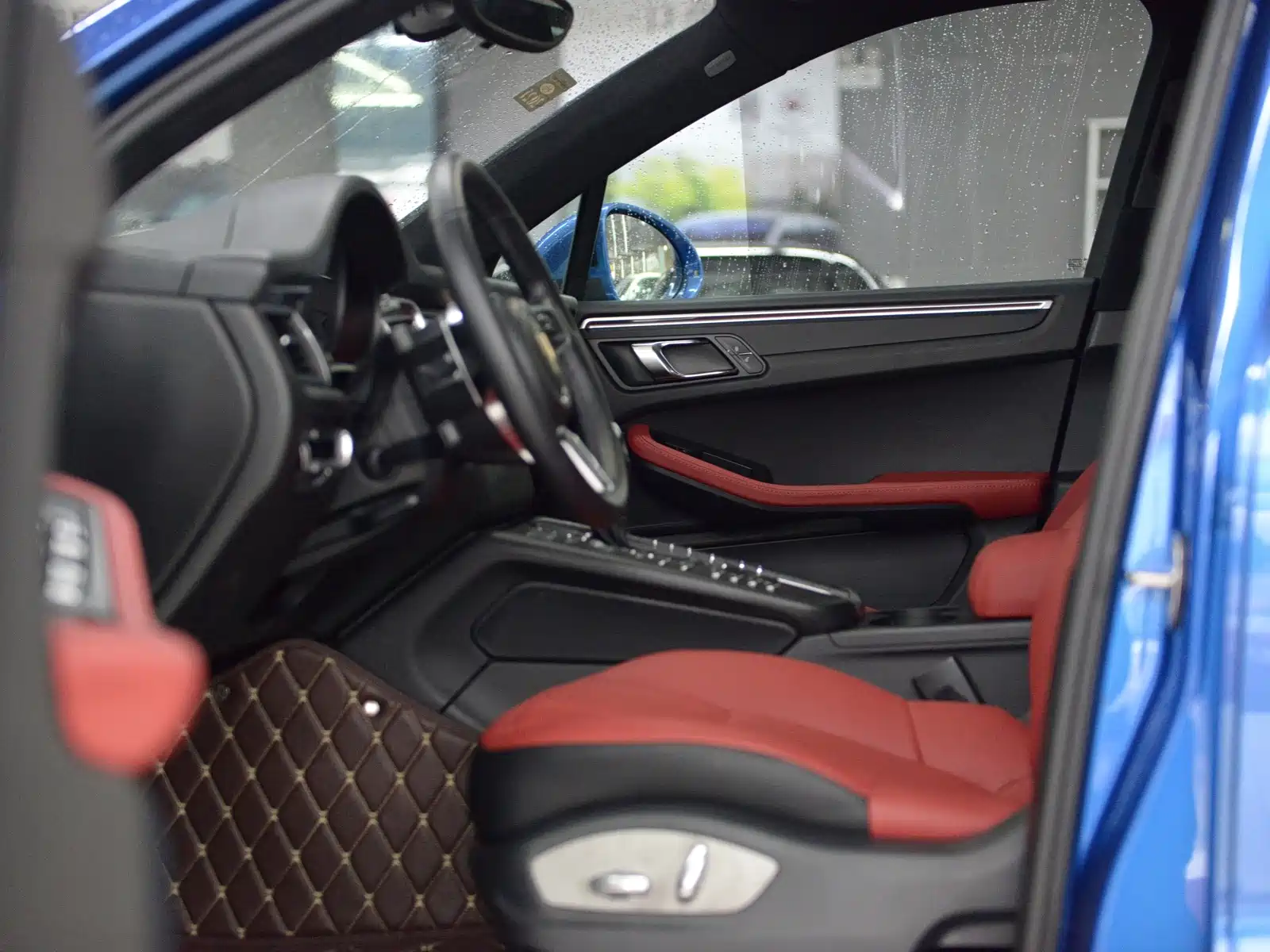 Фото 8 - Porsche Macan