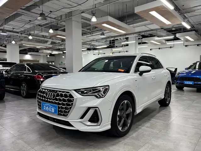  Audi Audi Q3 2024 35 TFSI Fashion Sport