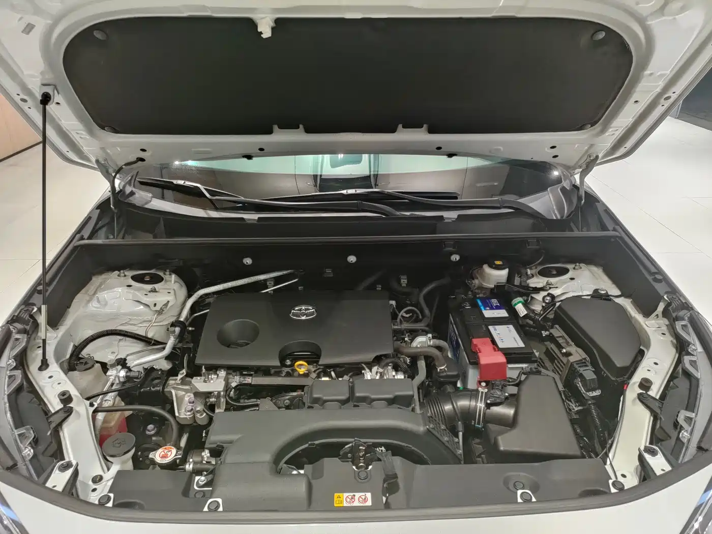 Toyota RAV4 Rongfang 2020 2.0L CVT 2WD Trend Edition фото 14