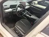 Фото 7 - Geely Preface