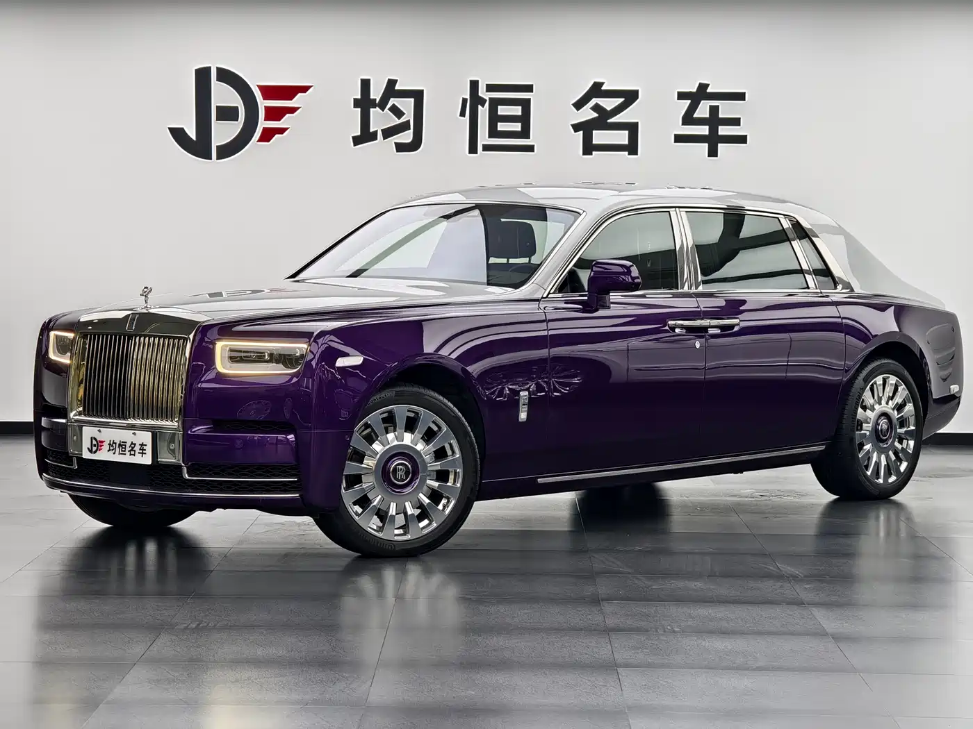 Rolls-Royce Phantom 2018 6.7T Long Wheelbase Version