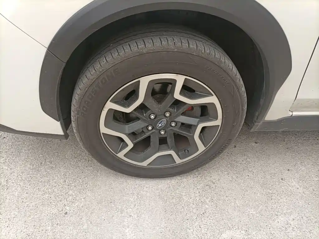 Subaru XV 2017 2016 Model 2.0i Comfort Navigation Edition