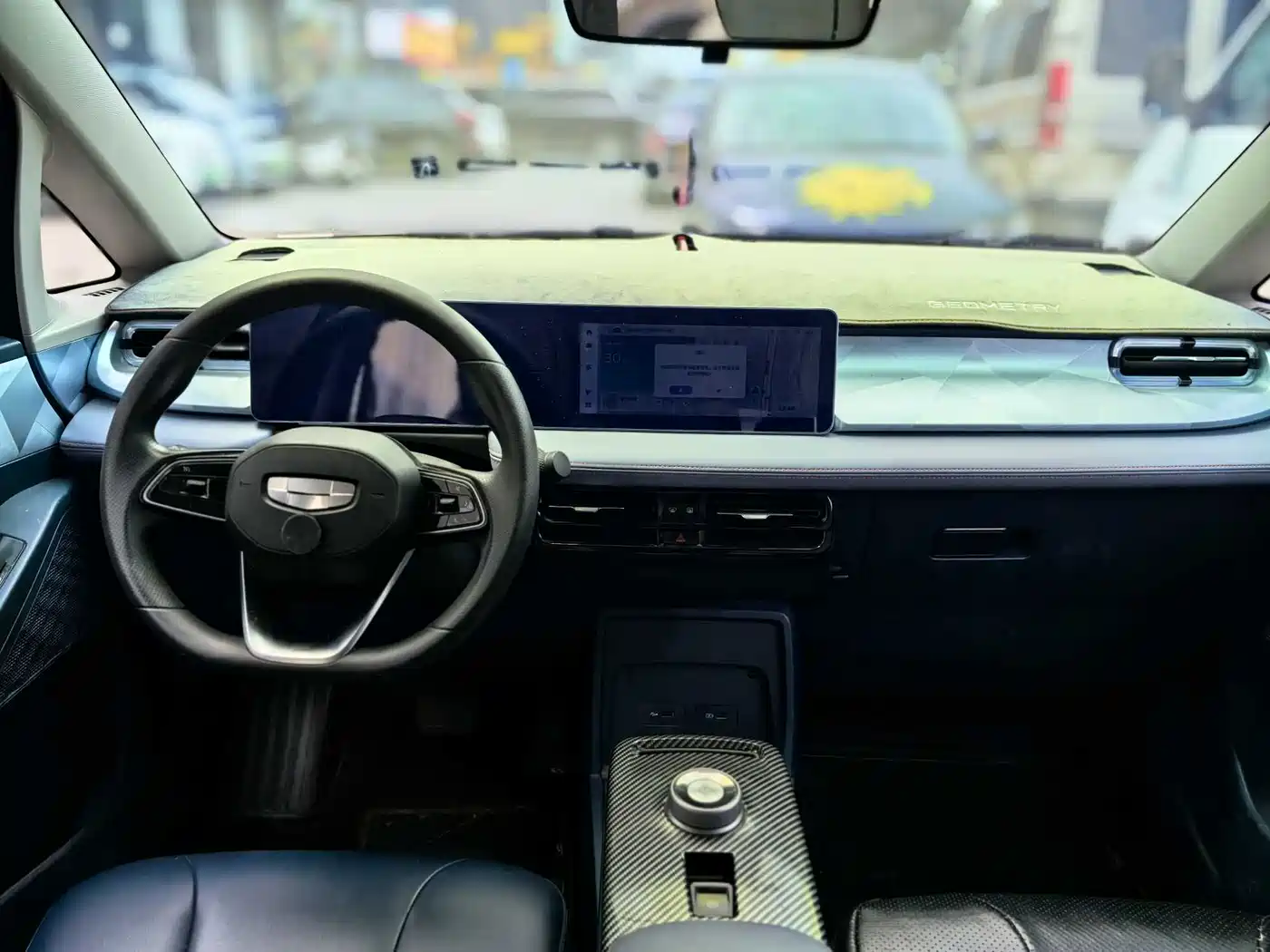Фото 5 - Geely Geometry E Firefly