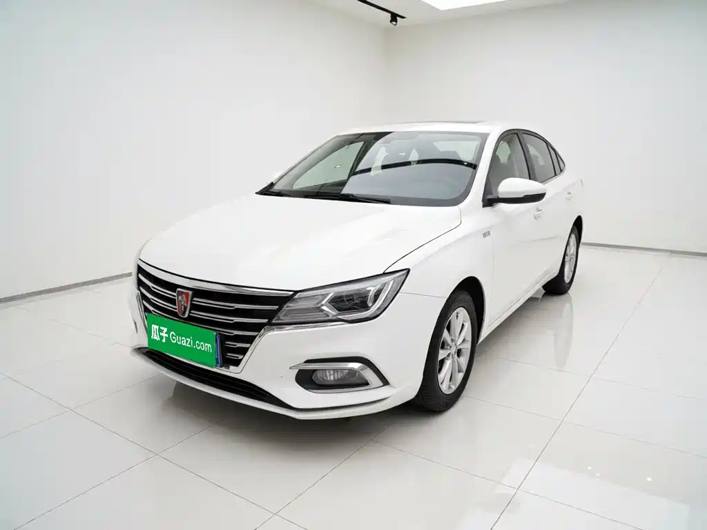 Roewe i5 2018 2019 1.5L Manual 4G-Connected Langyue Edition