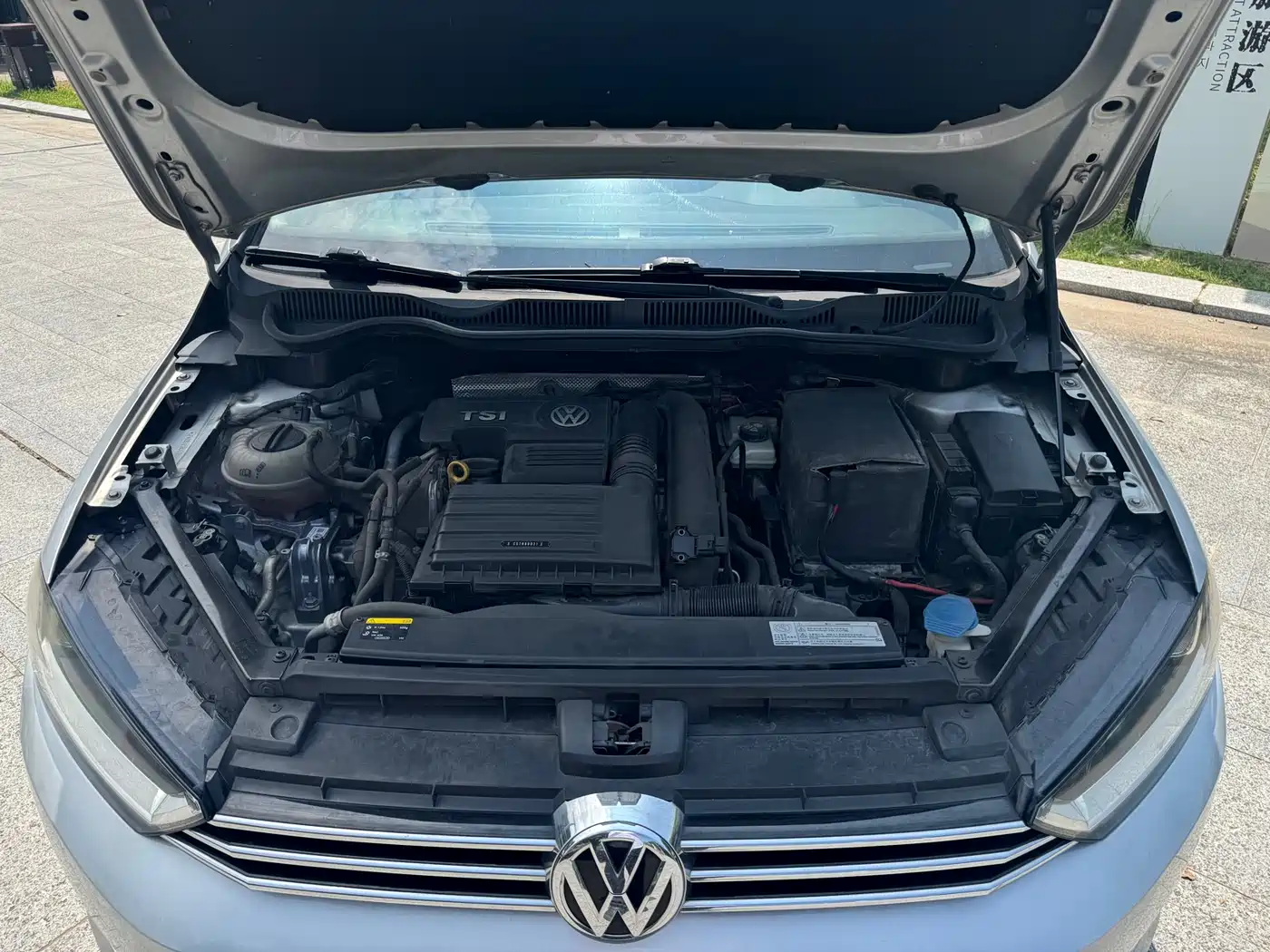 Volkswagen Golf Sportsvan 2016 230TSI Automatic Luxury фото 13