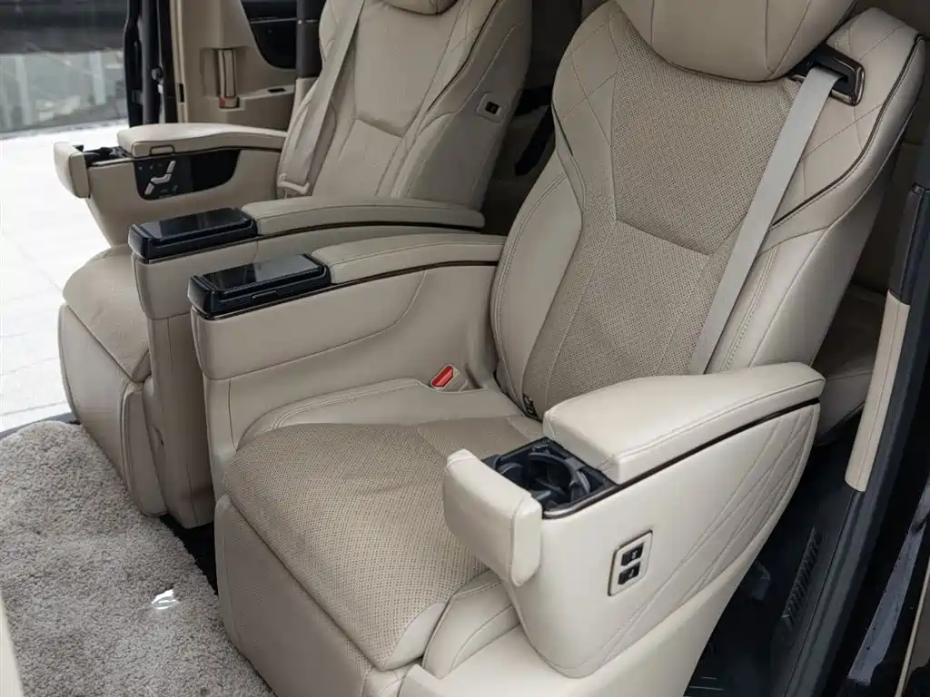 Toyota Alphard 2024 Hybrid 2.5L Prestige Edition фото 17