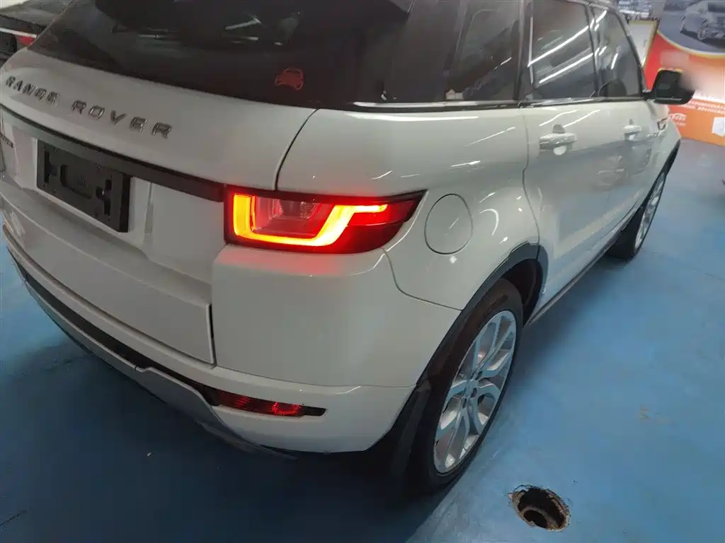 Land Rover Range Rover Evoque 2018 240PS SE DYNAMIC Smart Edition фото 24