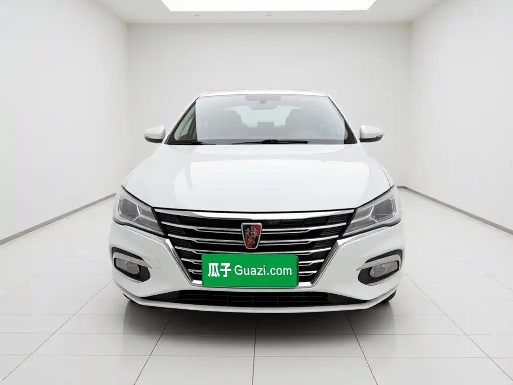 Roewe i5 2018 2019 1.5L Manual 4G-Connected Langyue Edition