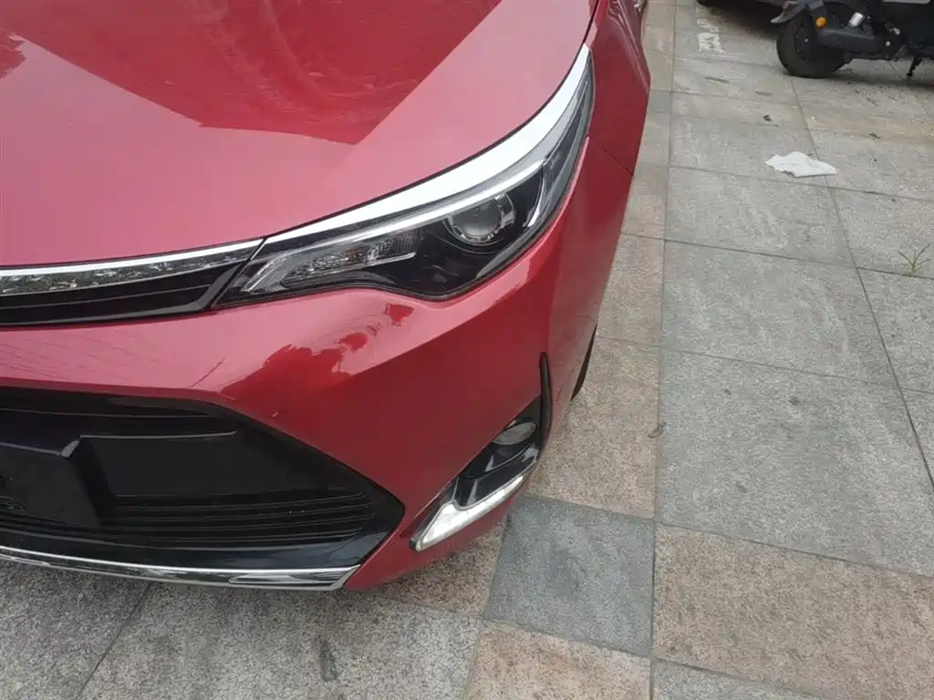 Toyota Levin 2017 Facelift 185T CVT Elite (China V) фото 24