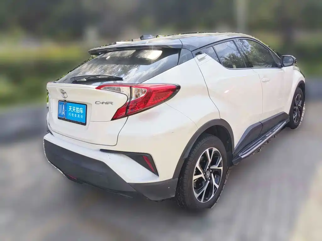 Toyota C-HR 2020 2020 Model 2.0L Leading
