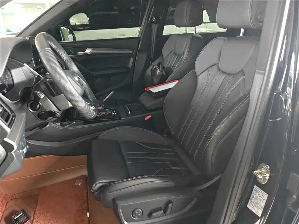 Audi Q5L 2022 Facelift 45T Luxury Dynamic фото 13