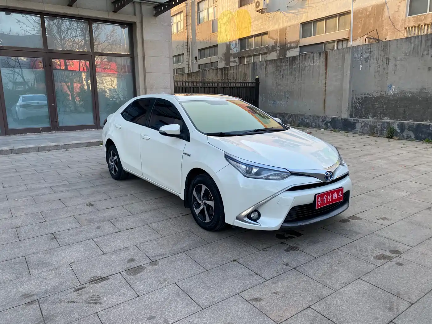 Toyota Levin 2017 Facelift Hybrid 1.8H GS E-CVT Elite Sunroof Edition China V фото 3