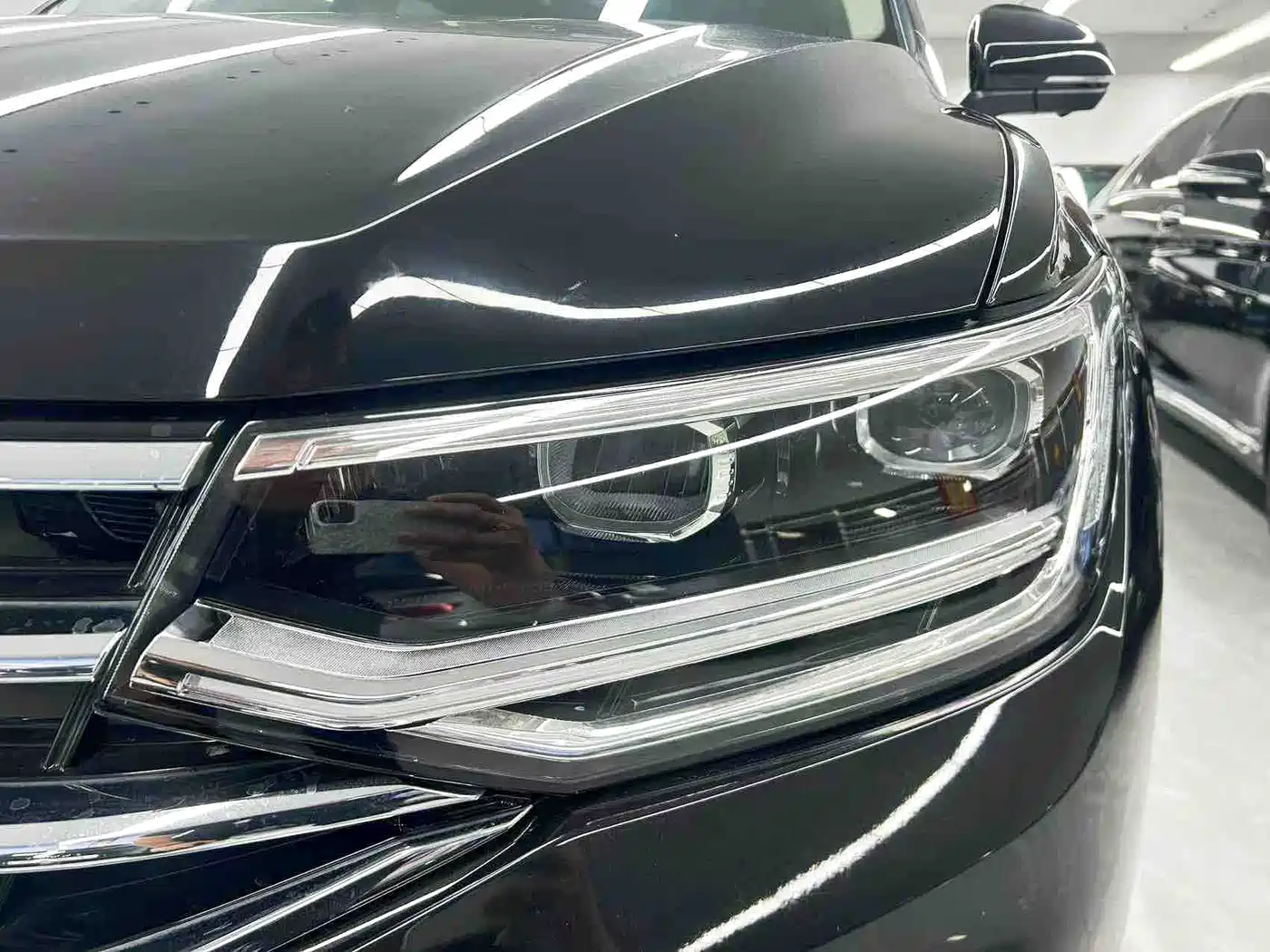 Volkswagen Tiguan L 2024 330TSI Automatic 2WD R-Line Premium Enjoyment Edition фото 25