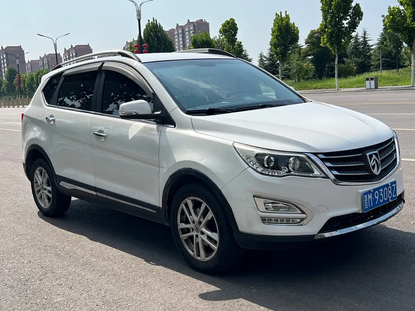 Baojun 560 2015 2015 1.8L Manual Elite