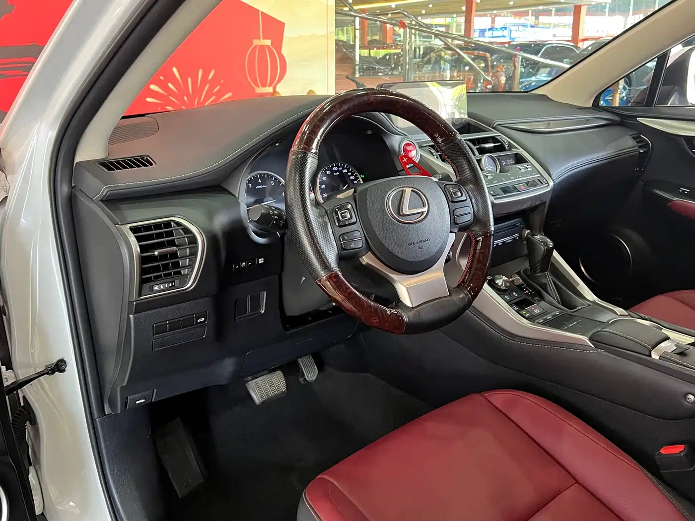 Lexus NX 2018 Model 300 FWD Fengxing Edition фото 7