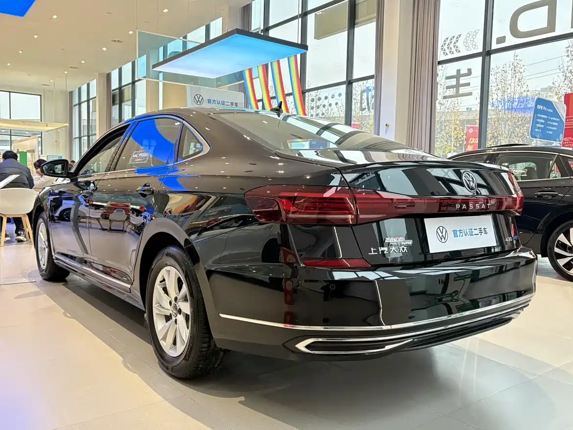 VOLKSWAGEN PASSAT NEW ENERGY