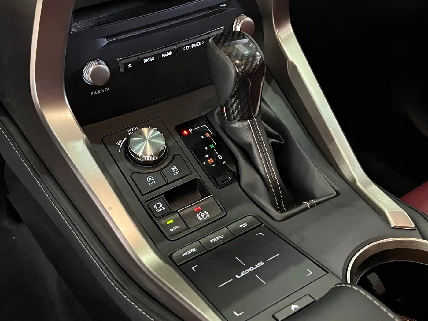 Lexus NX 2018 Model 300 FWD Fengxing Edition фото 12