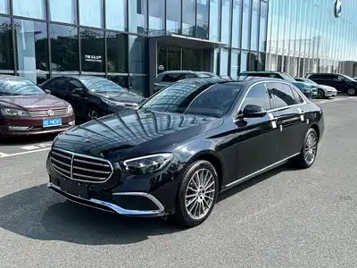 Mercedes-Benz E