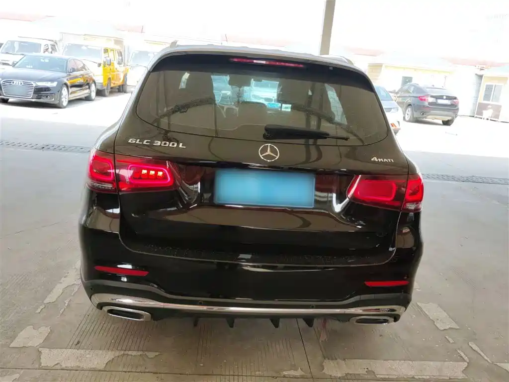 Mercedes-Benz GLC 2020 GLC 300 L 4MATIC Dynamic фото 4