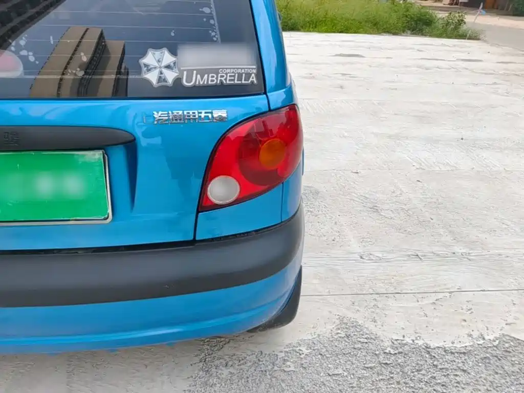 Baojun Lechi 2016 2012 Facelift 1.0L Manual P-TEC Standard