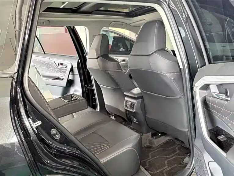 TOYOTA RAV4 RONGFANG