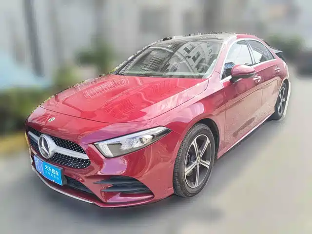 Mercedes-Benz A-Class 2022 Facelift A 200 L Sport Sedan Fashion Style — фото 1