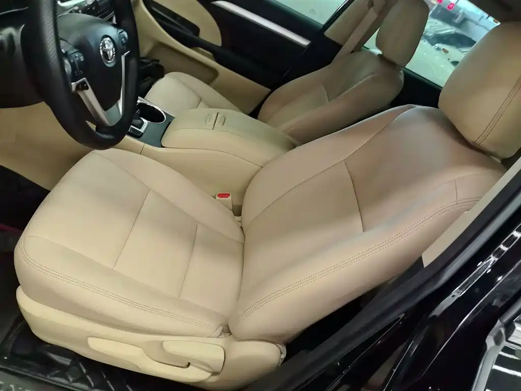 Toyota Highlander 2017 2.0T 2WD Elite 7-Seater фото 8