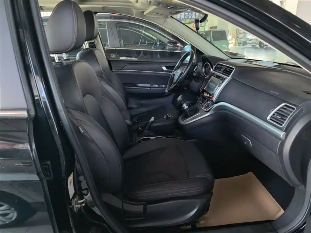 Haval H6 2017 Blue Label Sport 1.5T Manual 2WD Elite фото 25
