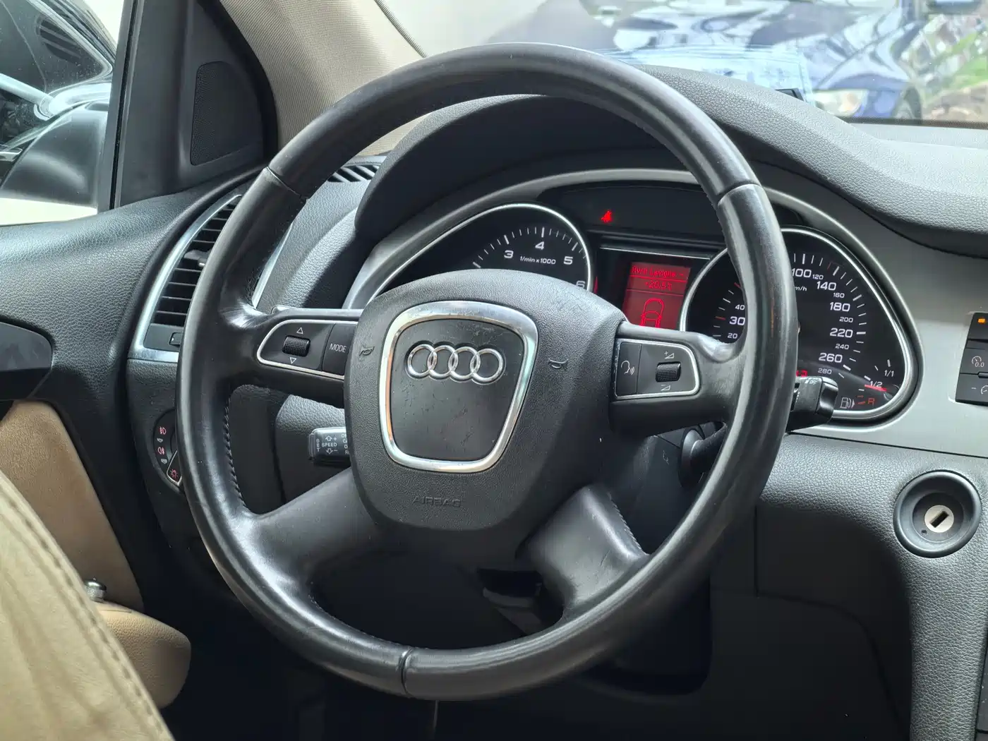 Audi Q7 2011 3.0 TFSI Technology (245kW) фото 13