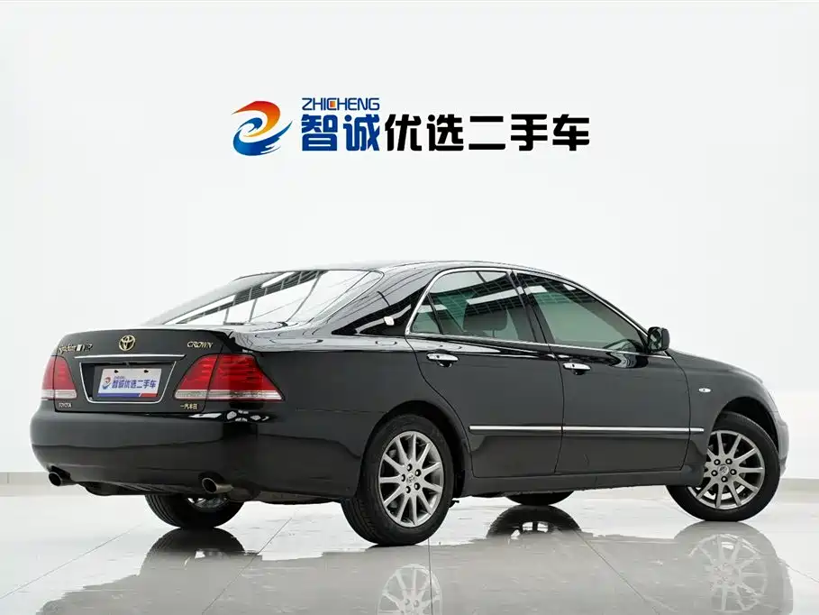 Toyota Crown 2007 3.0L Royal Saloon G VIP фото 34