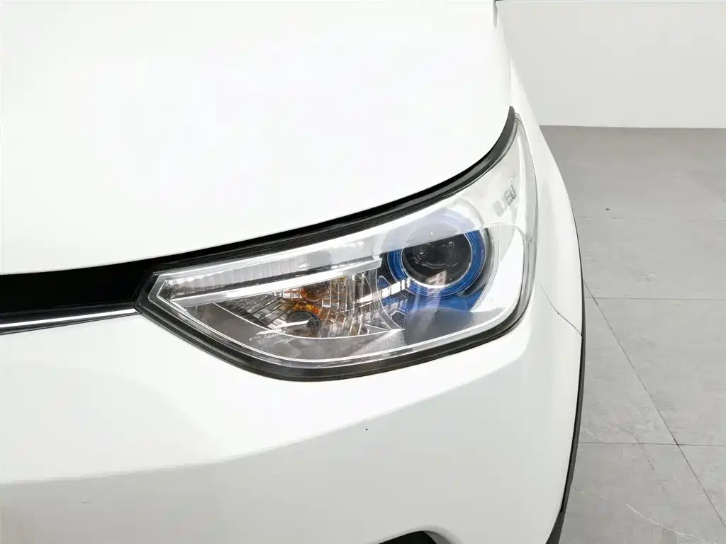 BAIC NEW ENERGY EC