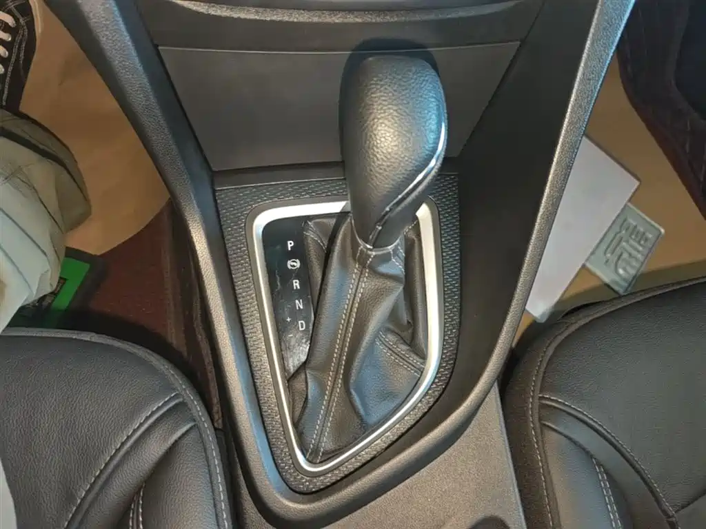 Buick Excelle 2019 18T Auto Connected Elite China VI фото 14