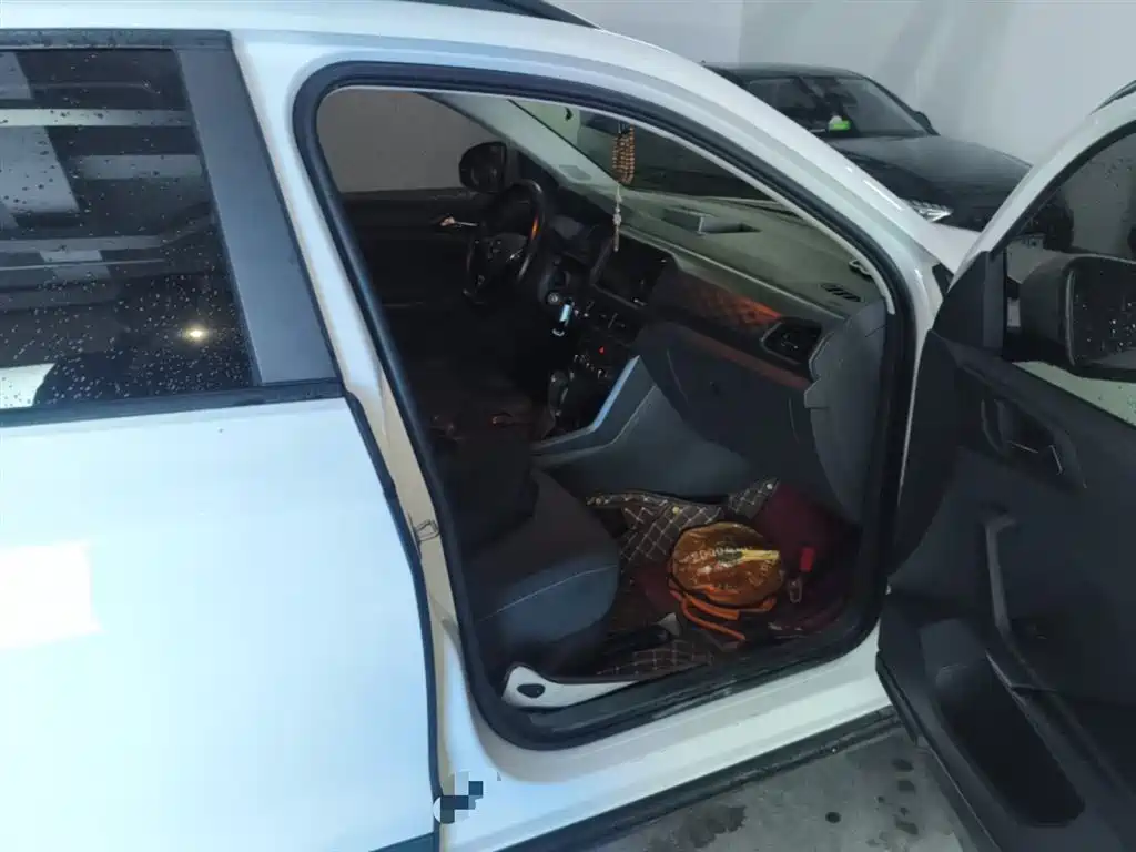 Volkswagen T-Cross 2021 1.5L Auto Trend Edition фото 21