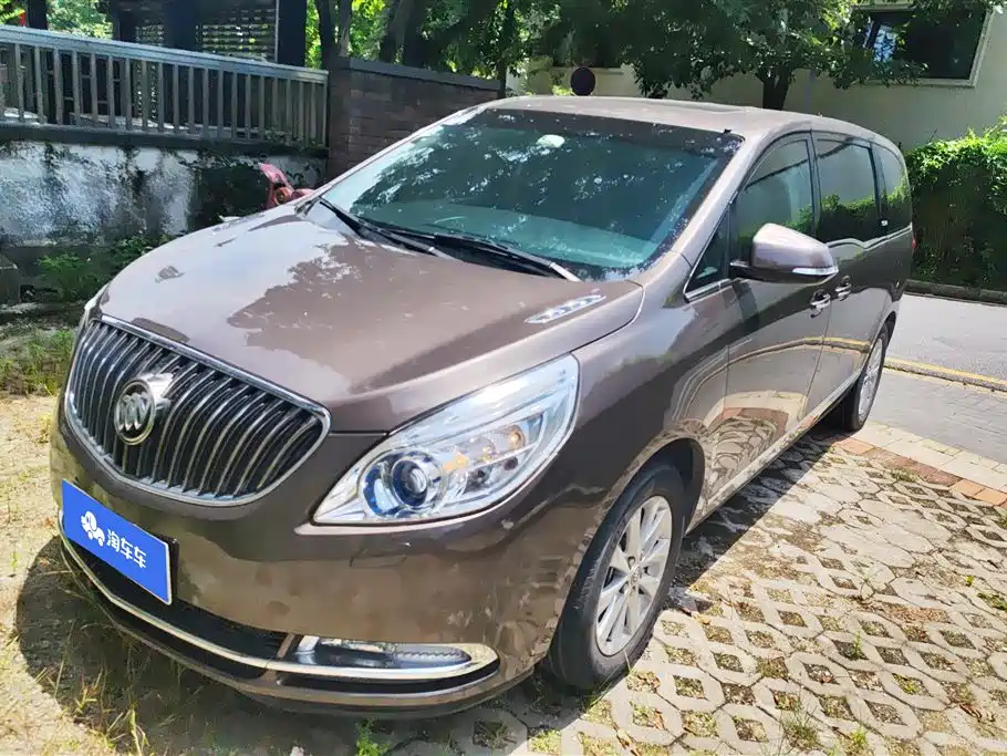 Buick GL8 2015 2.4L Luxury Business Exclusive Edition