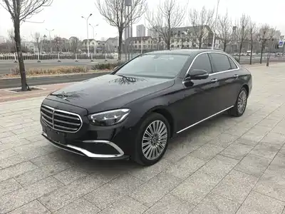 Mercedes-Benz E