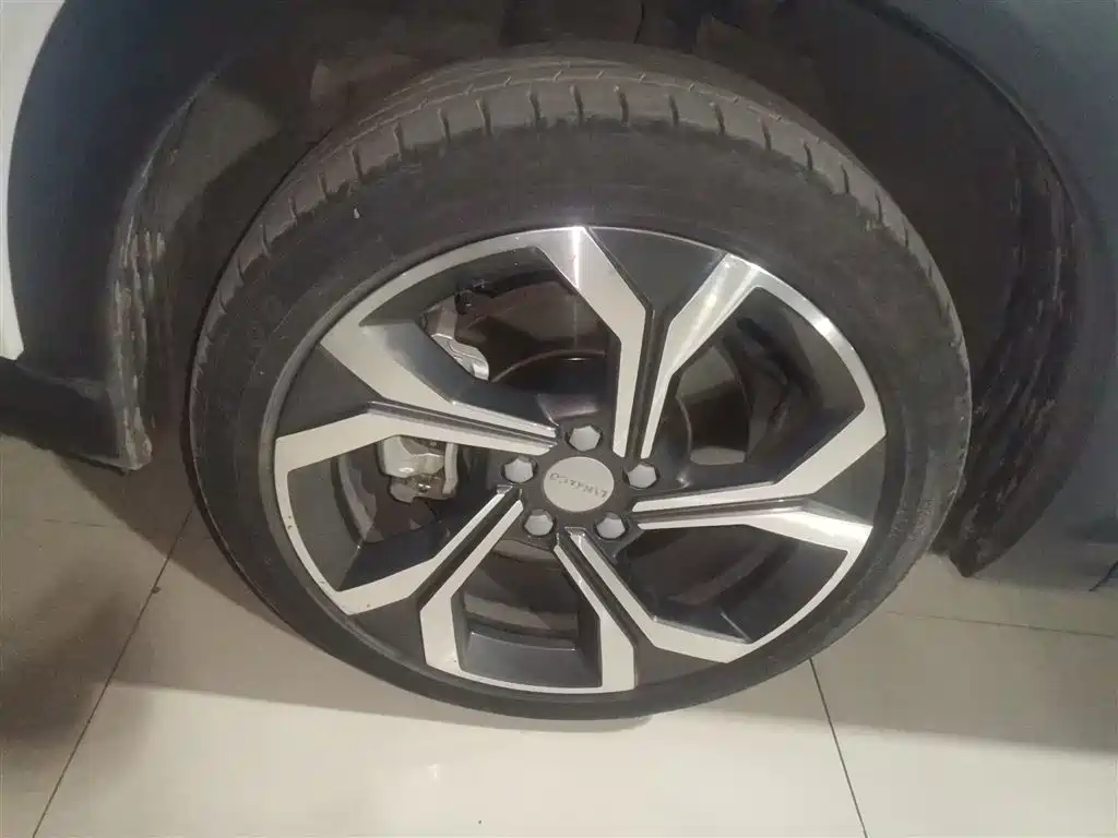Lynk & Co 06 2023 Remix 1.5T Power Halo фото 25