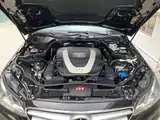 Photo 16 - Mercedes-Benz E-Class