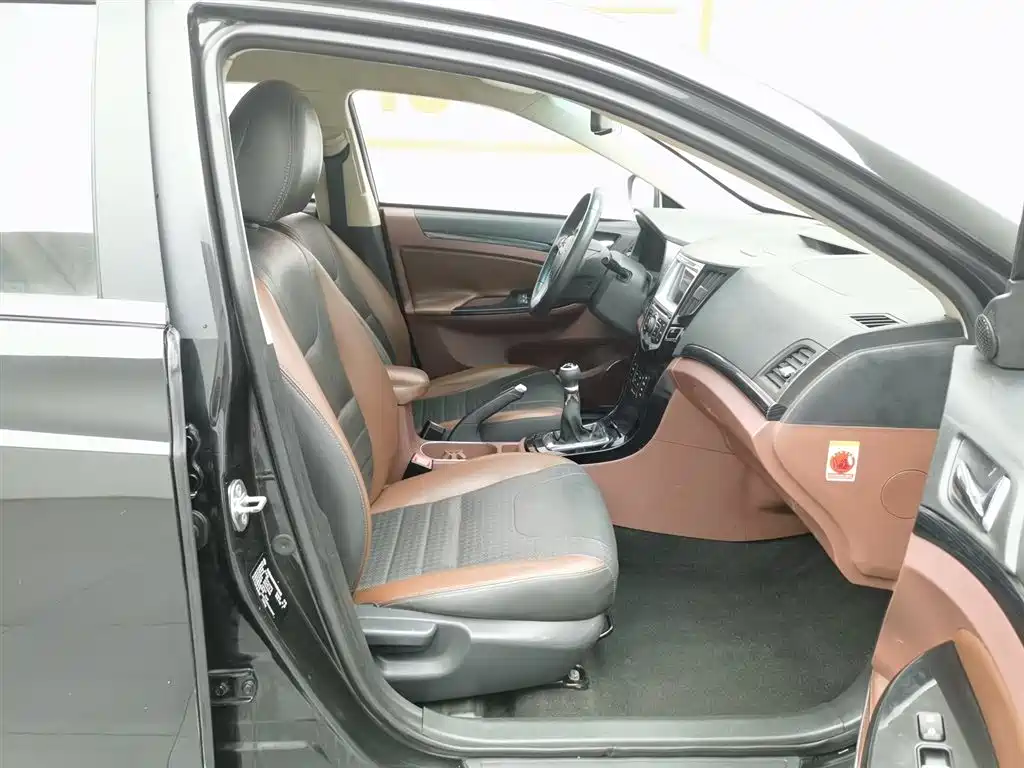 BYD Surui 2016 1.5L Manual Elite фото 23