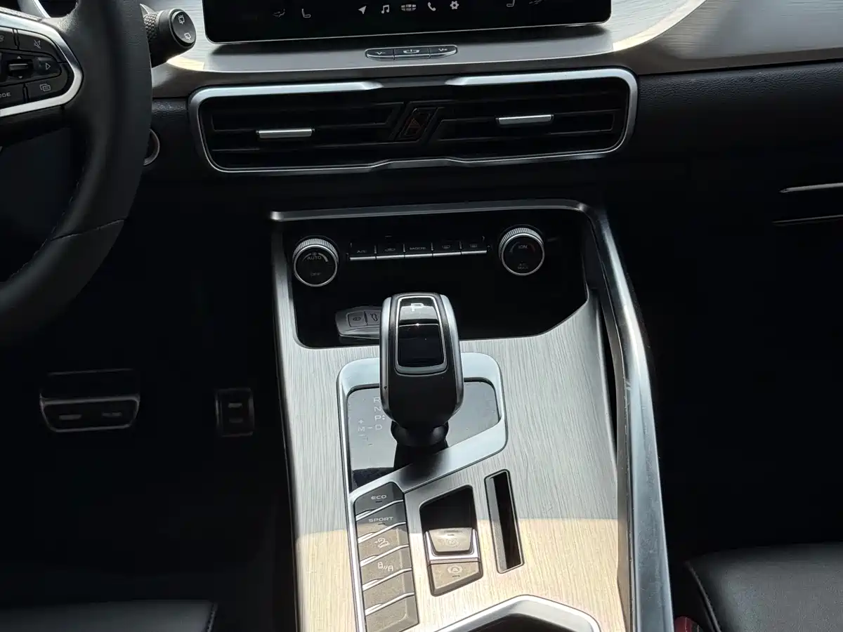 Geely Binyue 2019 2019 Sport Edition 260T DCT Ranger China V