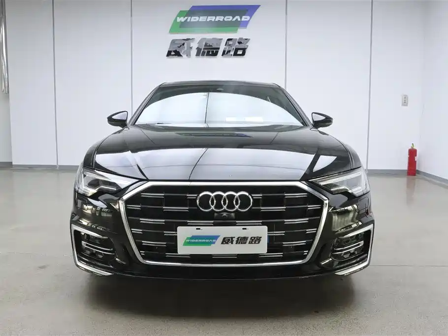 Audi A6L 2024 45 TFSI Premium Dynamic фото 2