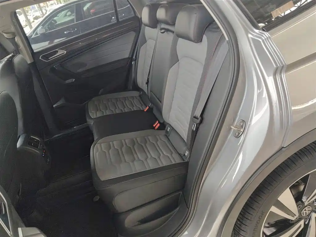 Volkswagen Tiguan X 2023 330TSI 2WD Flagship фото 13