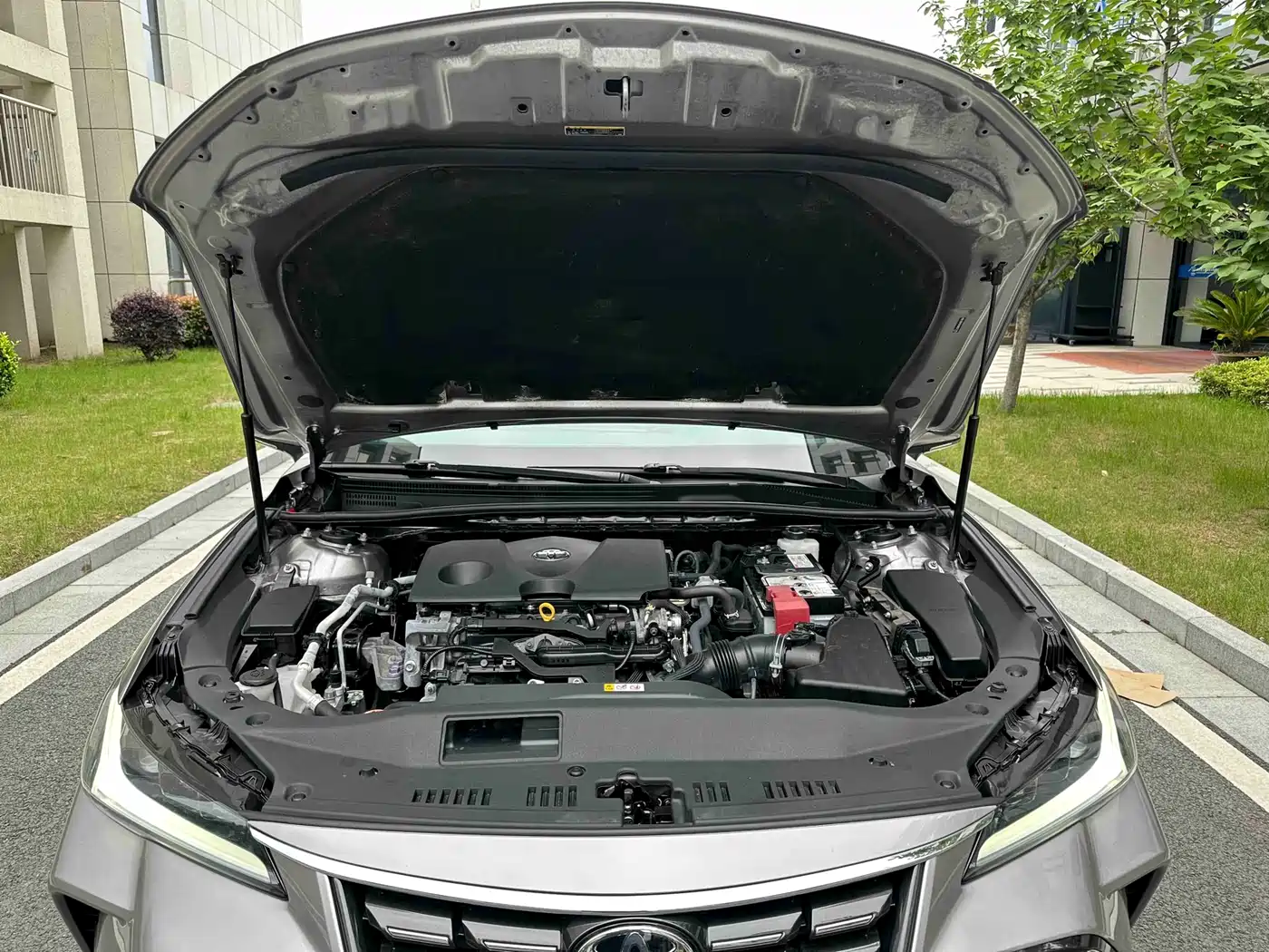 Toyota Avalon 2022 2.0L Luxury Edition фото 23