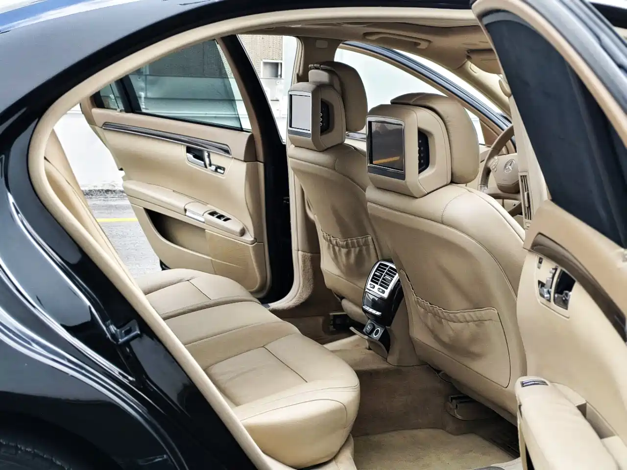 Mercedes-Benz S-Class 2012 S 300 L Premium Grand Edition фото 8