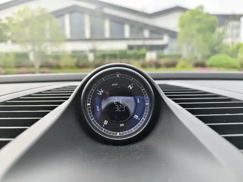 PORSCHE MACAN NEW ENERGY