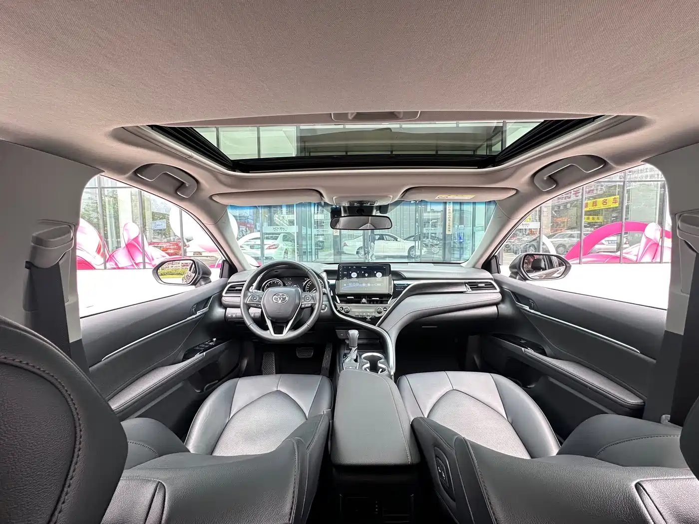 Toyota Camry 2021 2.0G Luxury Edition фото 20