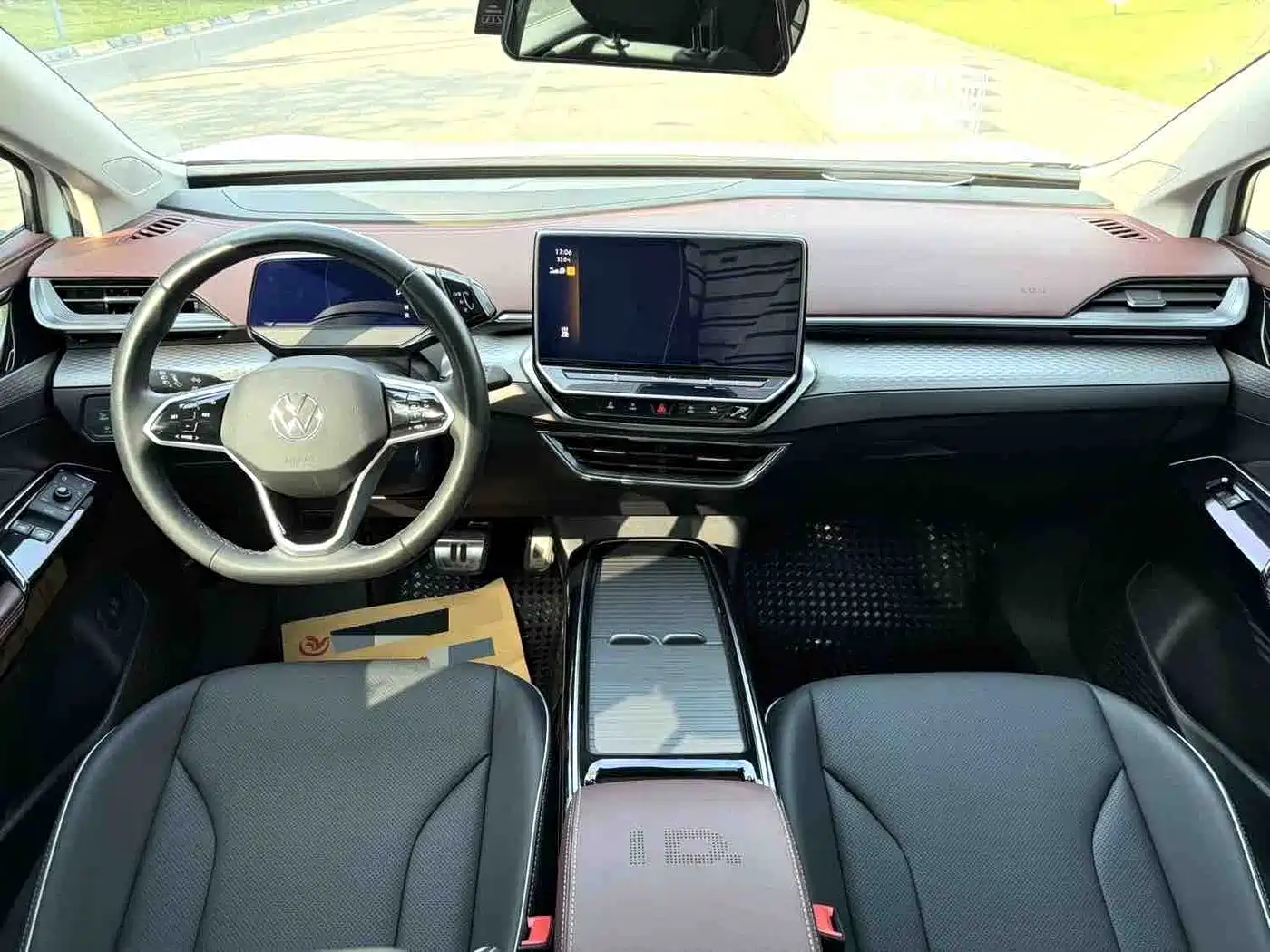 Volkswagen ID.6 X 2023 Upgraded Pure Long Range Edition фото 6